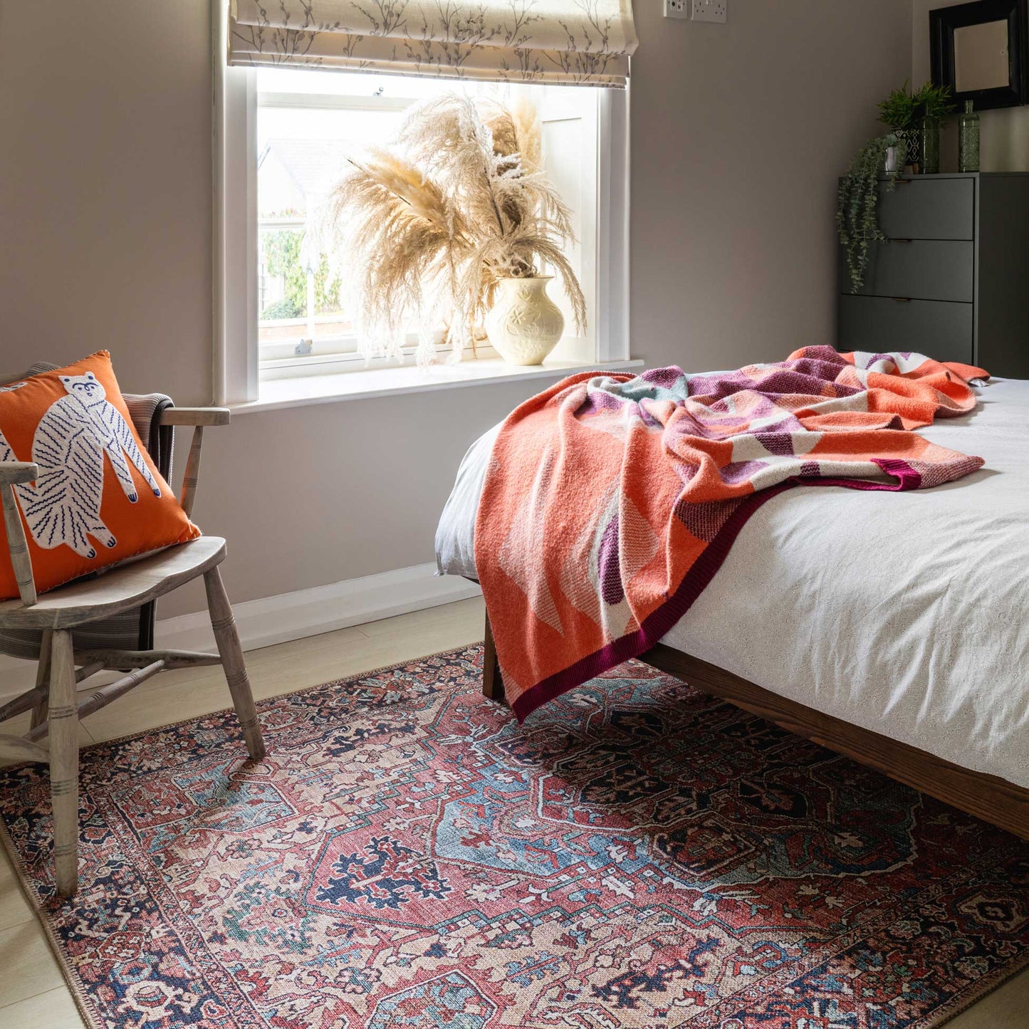 Flatwoven Washable Red Distressed Traditional Rug - Savanna